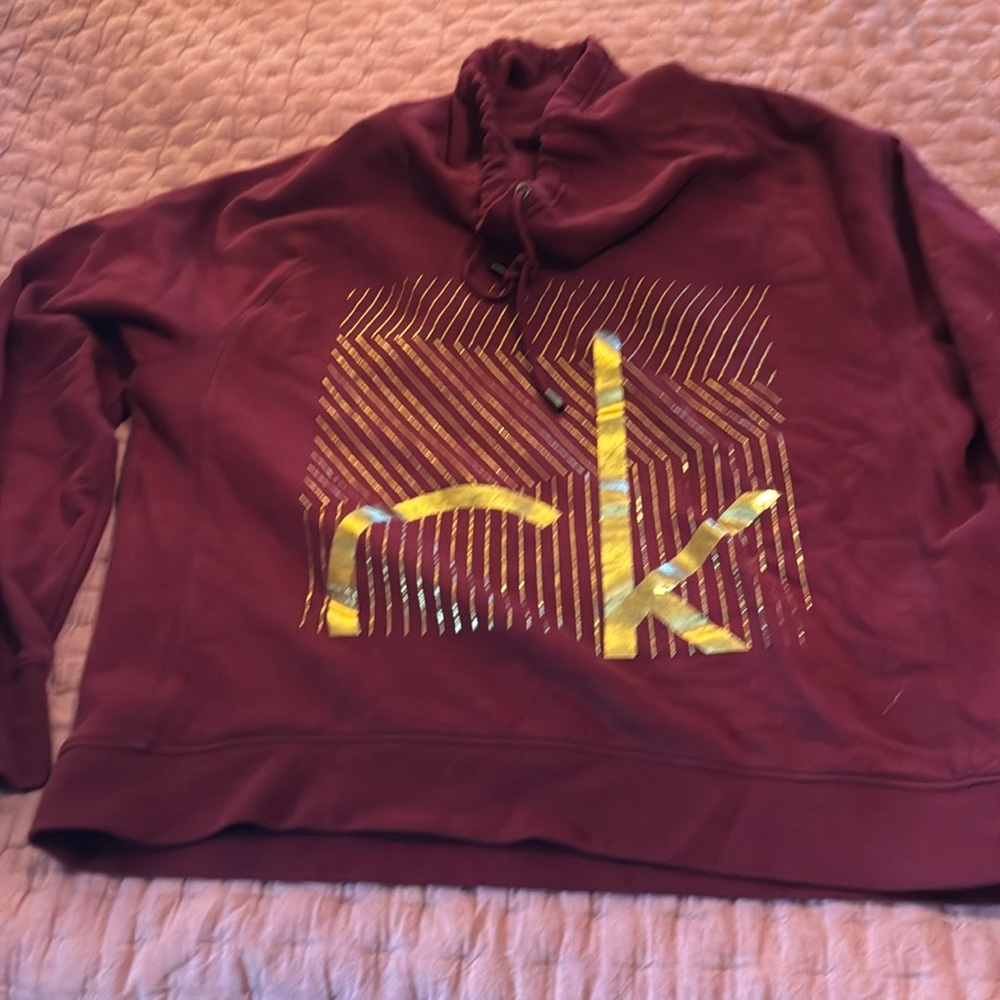 CALVIN KLEIN JEANS SWEATSHIRT.